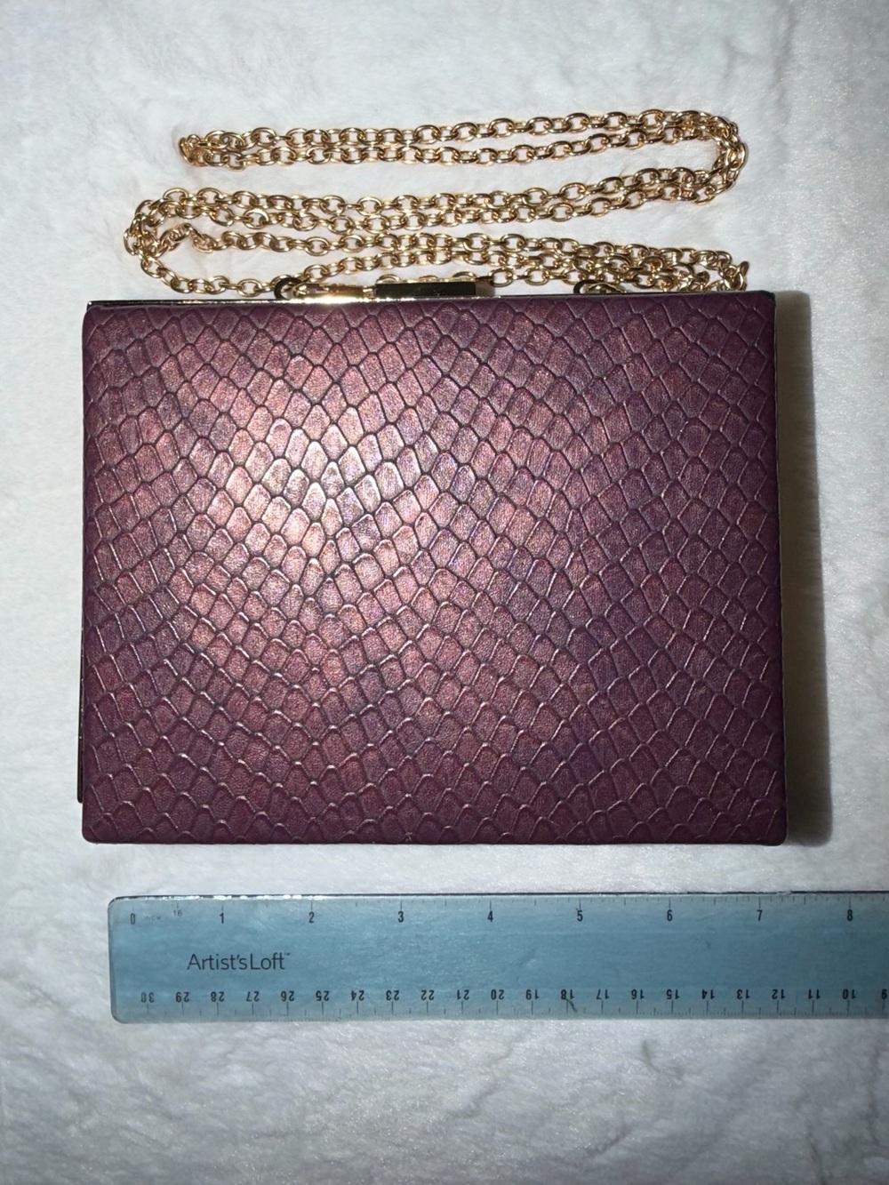Gold-Chain Burgundy Snake-Embossed Women’s Crossbody Clutch